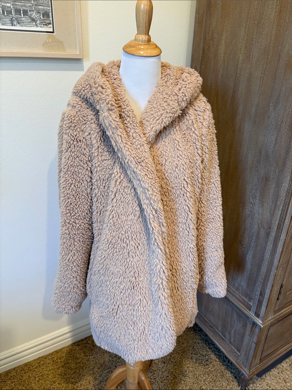 GAP Plush Teddy Hooded Coat in Beige